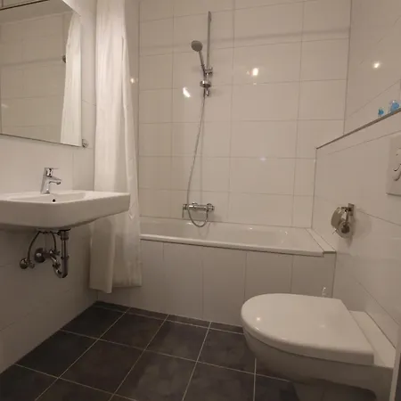In Auf Sylt, Cleaning Included